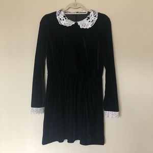 Velvet dress with Lace Collar - Wednesday Addams